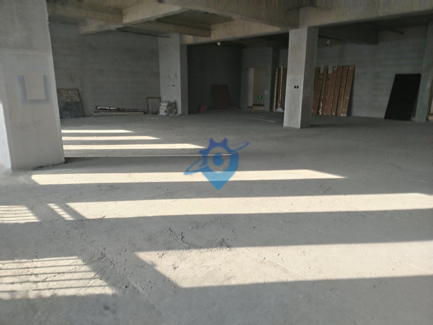 甲方直租!整层可做酒店培训学校会所娱乐场所等等可分租