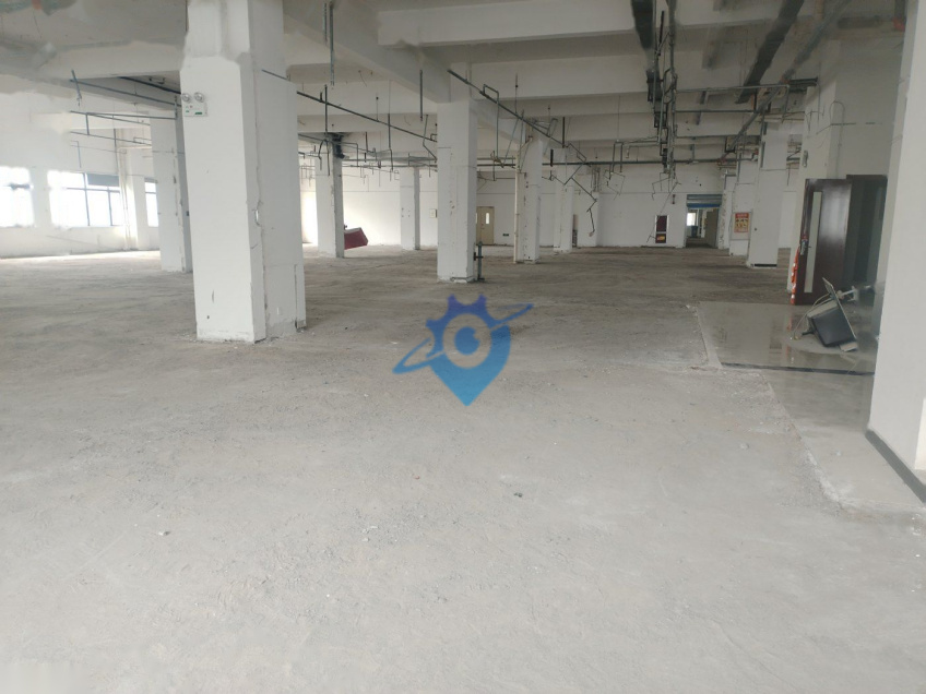 空港厂房出租,整层3200平米,消防民用二级,可生产实验办公等随时看